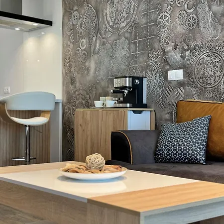 Stylish 1bed For 4 Guests In Sofia