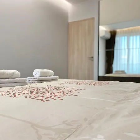 아파트 Stylish 1bed For 4 Guests In 소피아