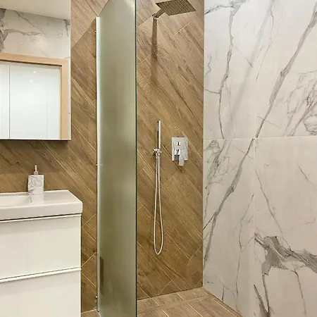 Stylish 1bed For 4 Guests In 아파트 소피아