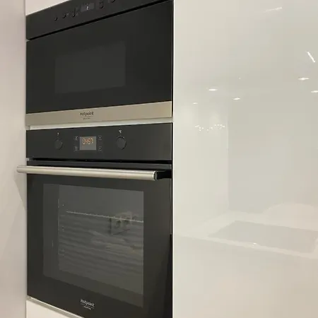 아파트 Stylish 1bed For 4 Guests In *