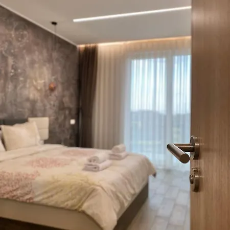 Modern 1bed For 4 Guests In Apartment *