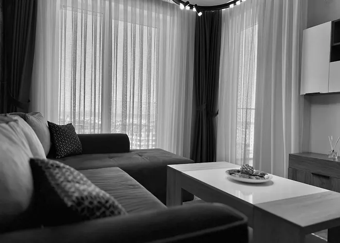 Stylish 1bed For 4 Guests In ソフィア