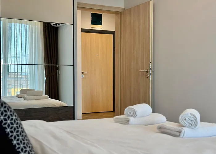 Stylish 1bed For 4 Guests In アパート *