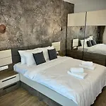 Stylish 1bed For 4 Guests In Apartment *